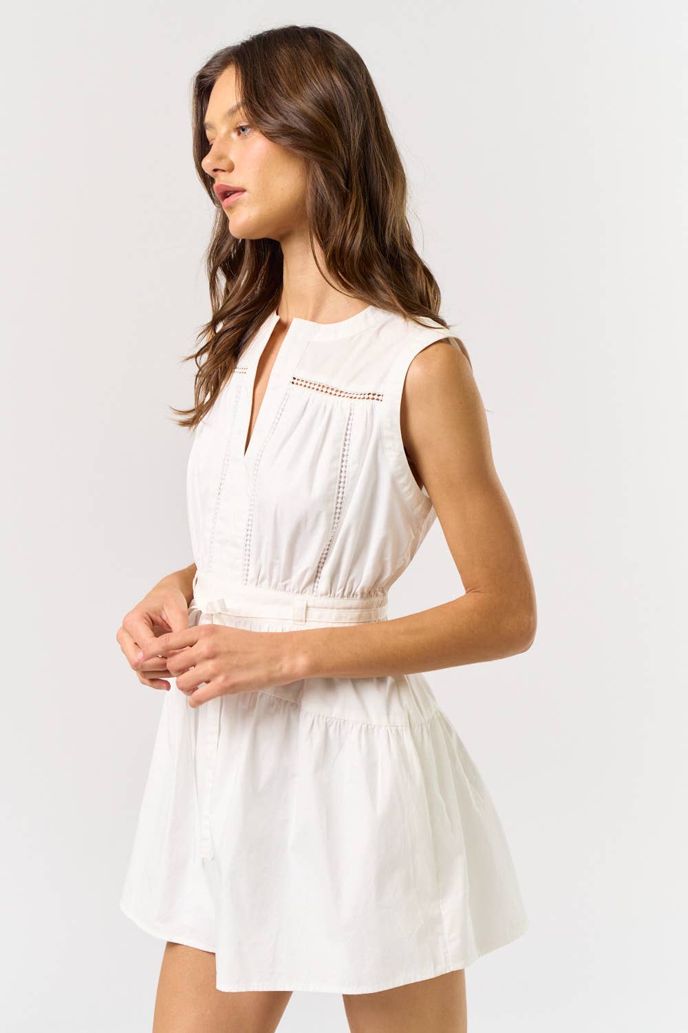 SLEEVELESS WAIST TIE ROMPER