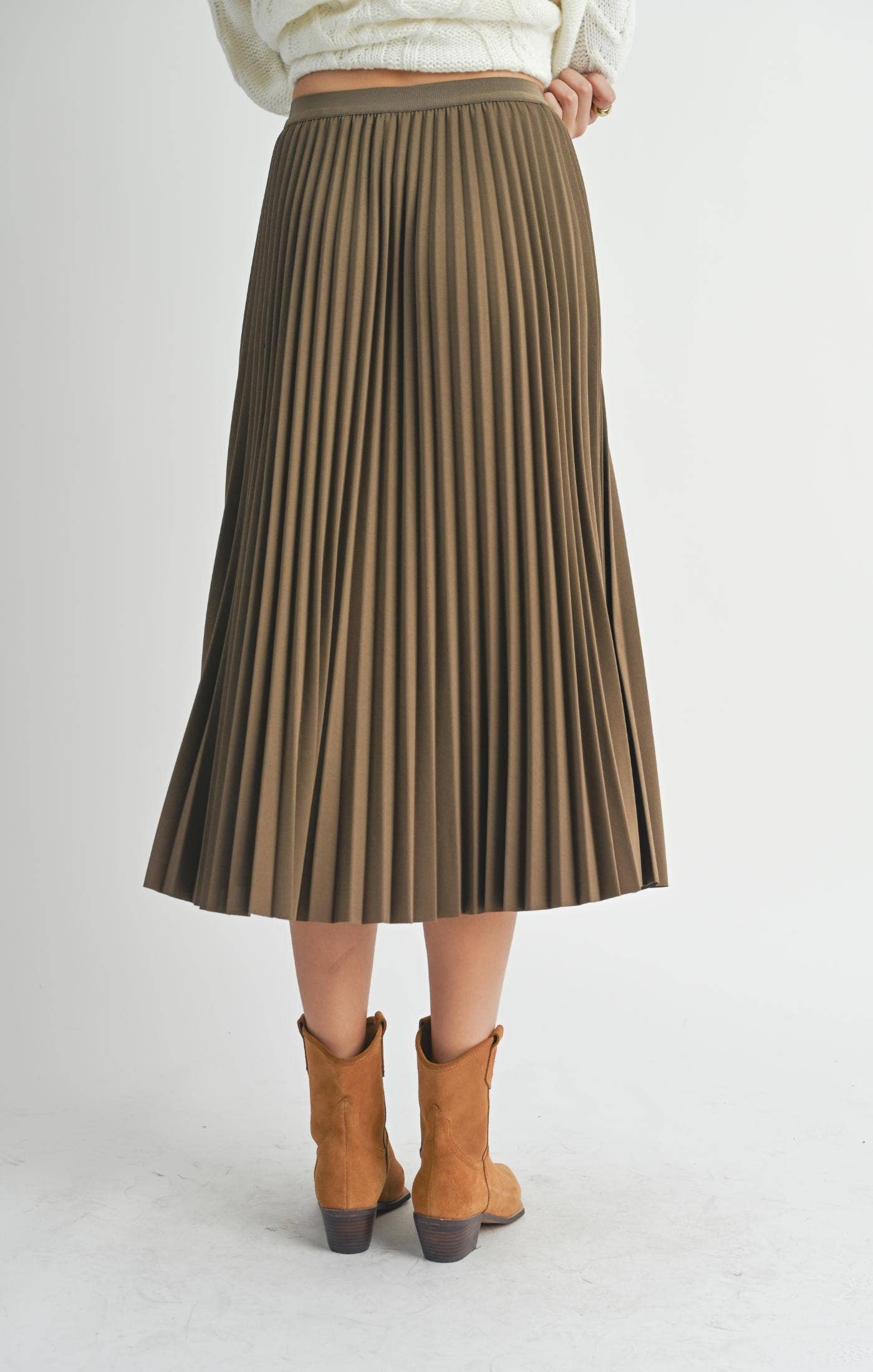 Full Of Charm Pleated Midi Skirt: BROWN