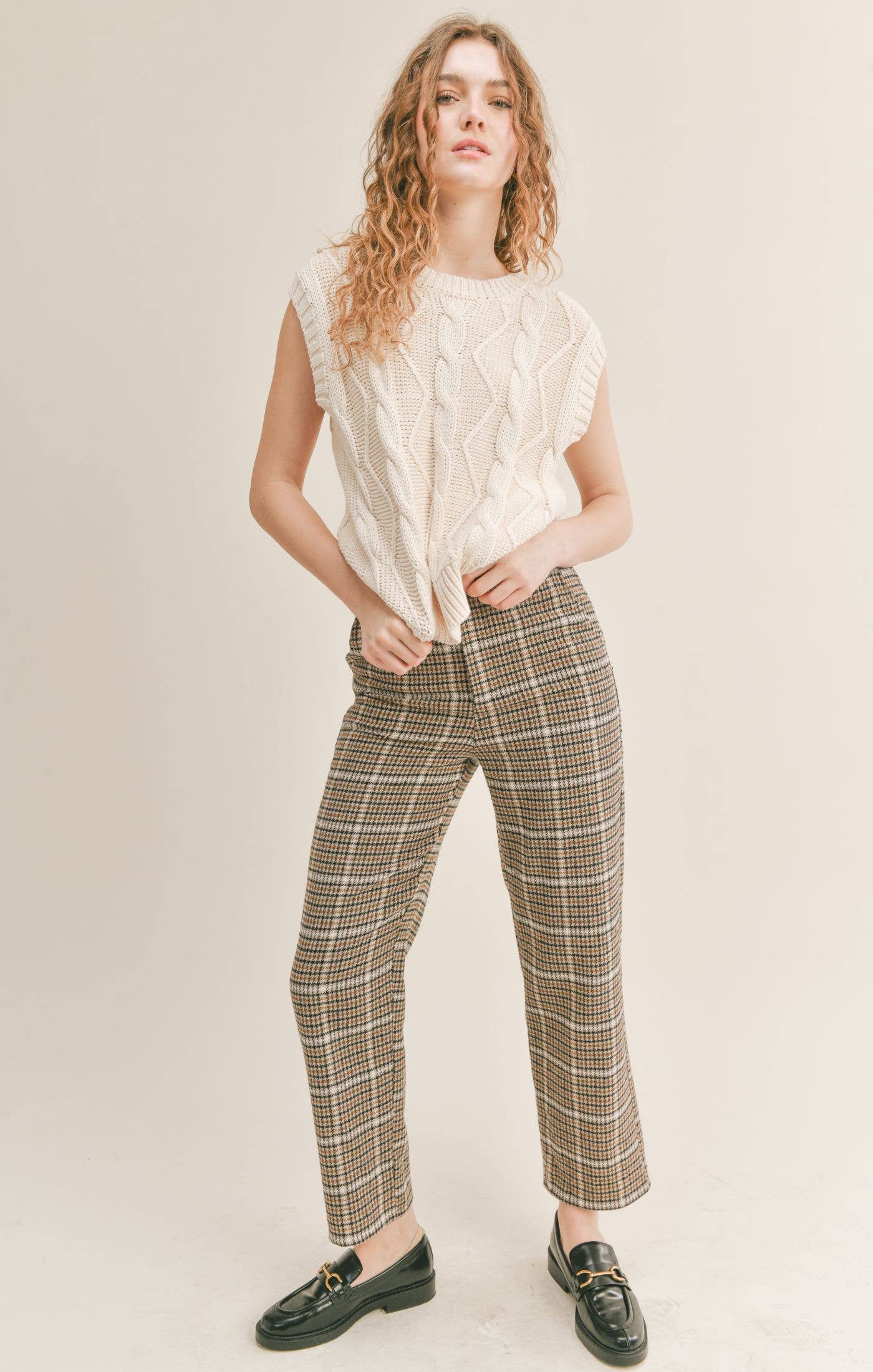 Ken Cable Knit Sweater Vest: IVORY