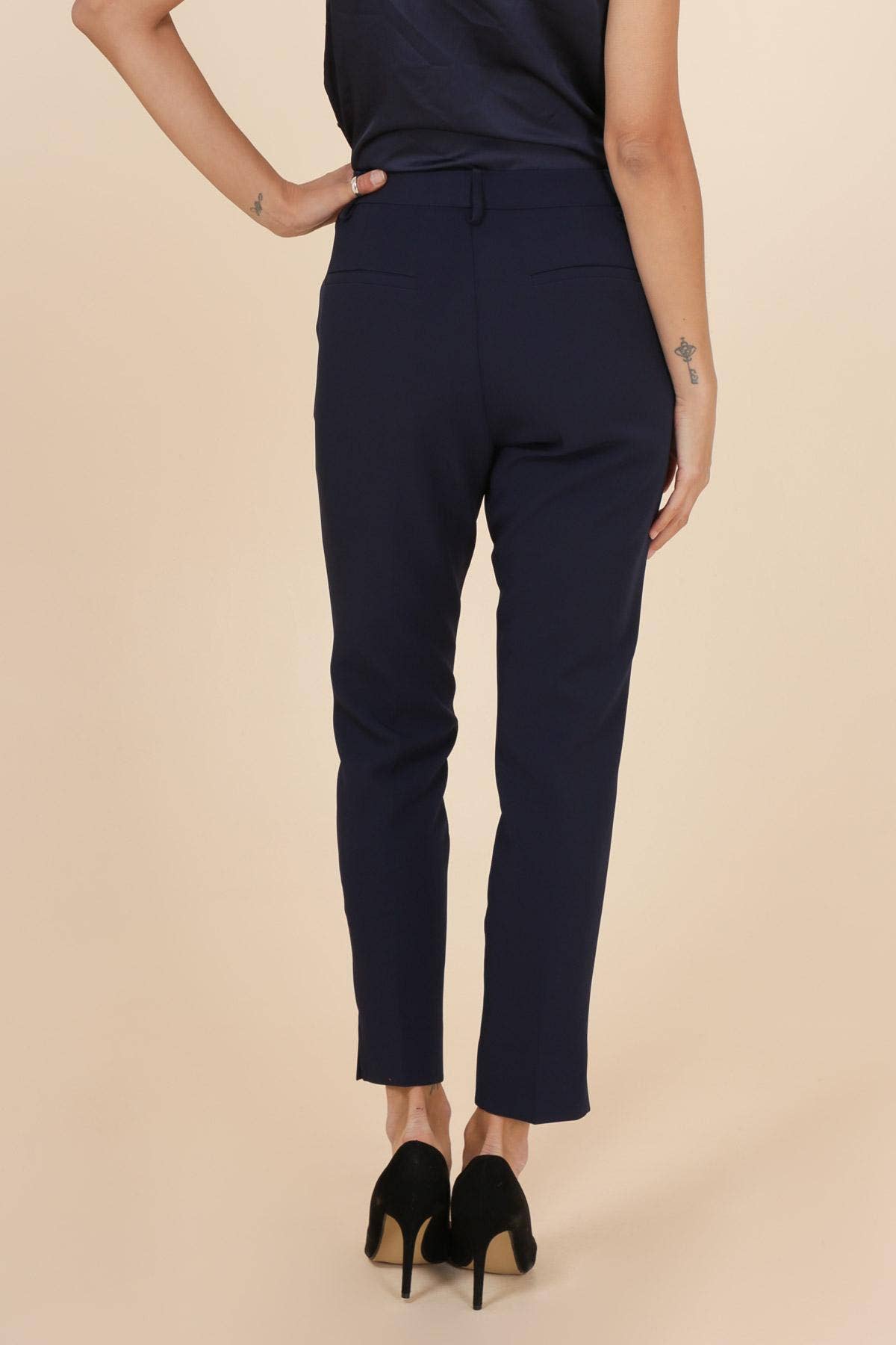 Signature High Waist Cigarette Pants