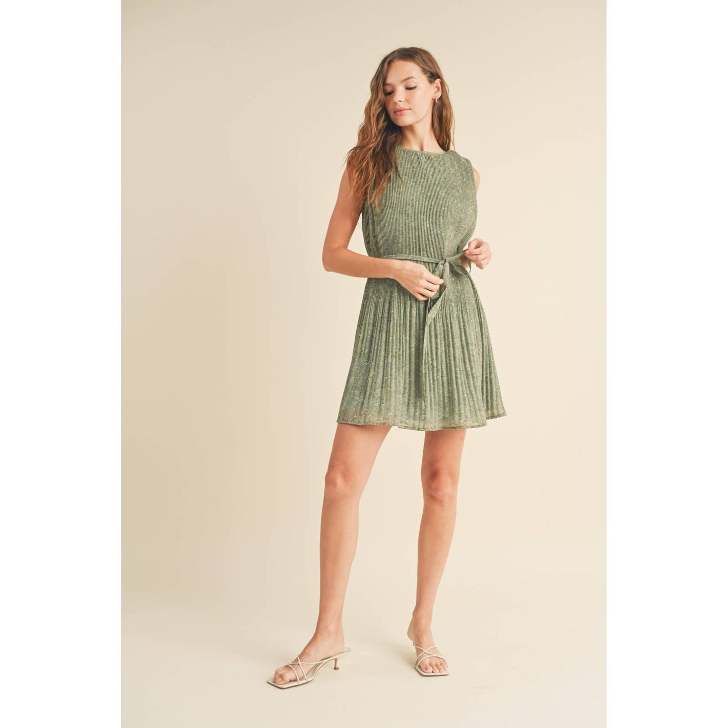 PLEATED FLORAL BELTED MINI DRESS / WL24-8765
