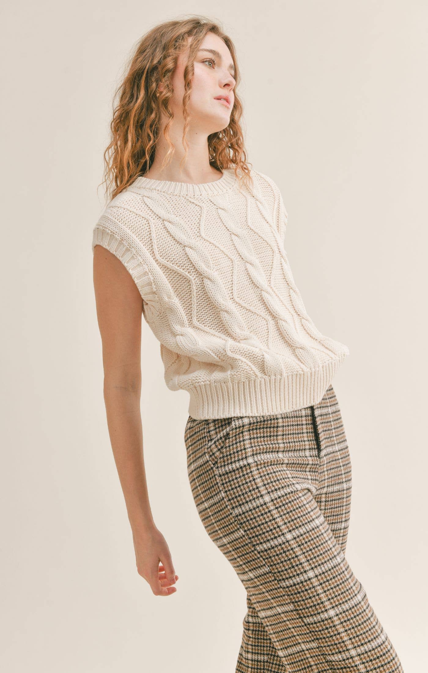 Ken Cable Knit Sweater Vest: IVORY