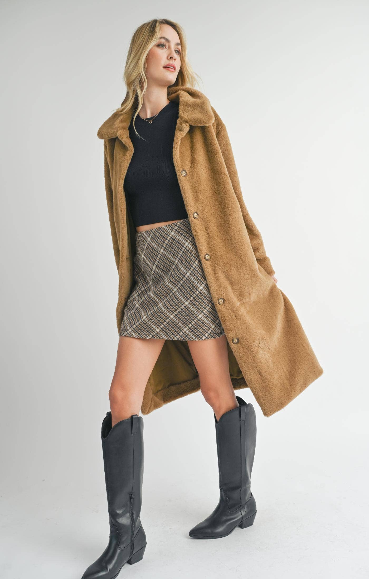 Eden Faux Fur Buttoned Long Coat: TEDDY BEAR