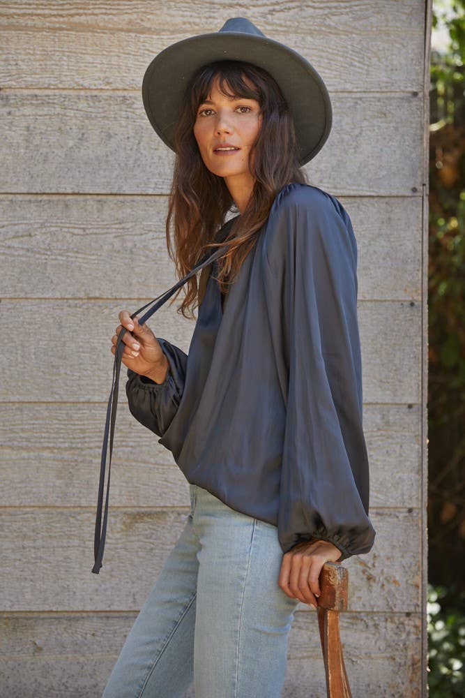 L4829 | Woven Satin Long Sleeve Neck Ribbon Detail Top