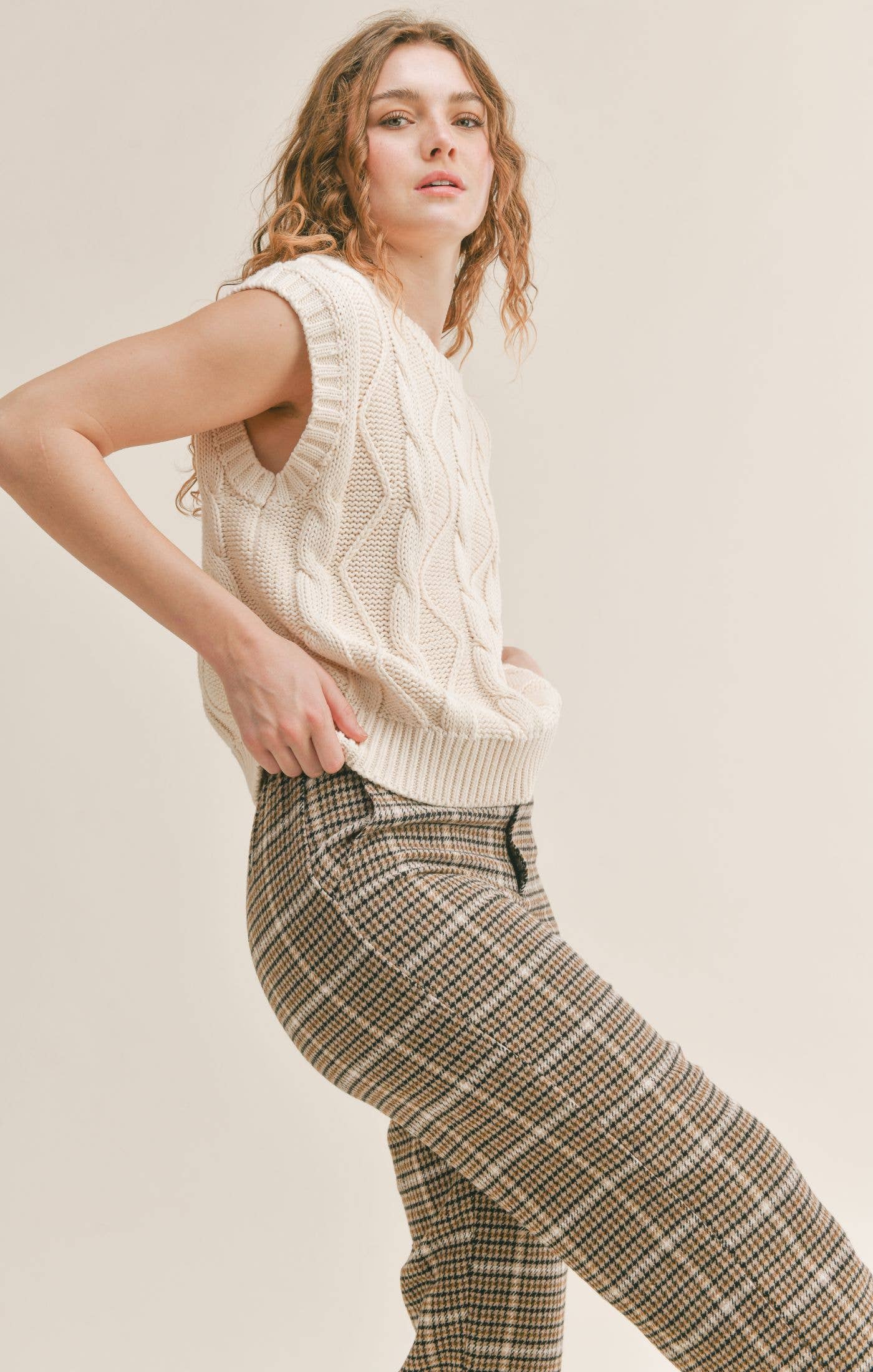 Ken Cable Knit Sweater Vest: IVORY