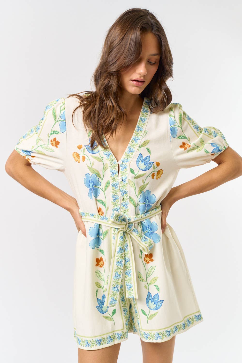 PRINTED SHORT PUFF SLEEVE ROMPER
